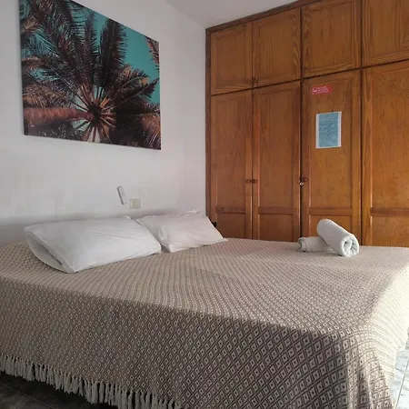 Couette-café Terrazas Del Sur 2*